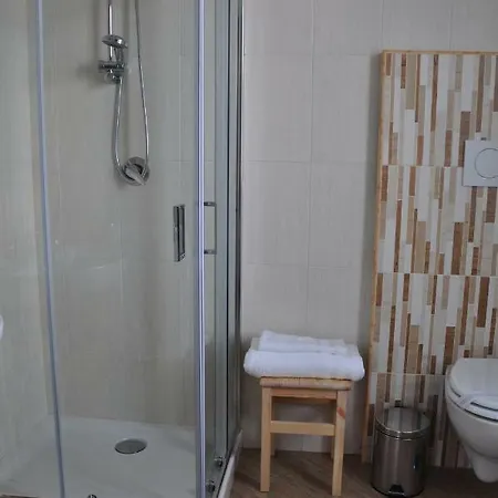 Alojamento de Acomodação e Pequeno-almoço Le Tre Gemme 4*