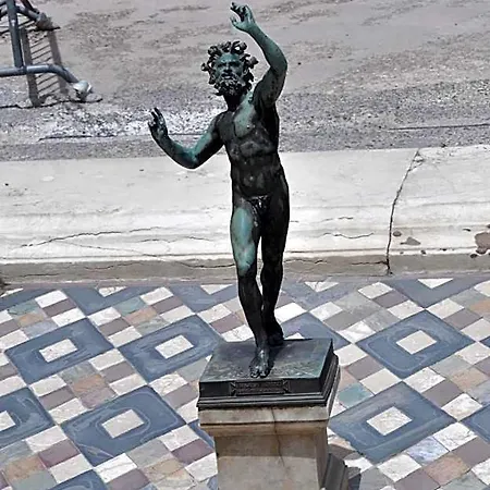 Le Tre Gemme 3* Pompeja