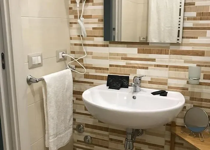 Le Tre Gemme Bed & Breakfast 4*